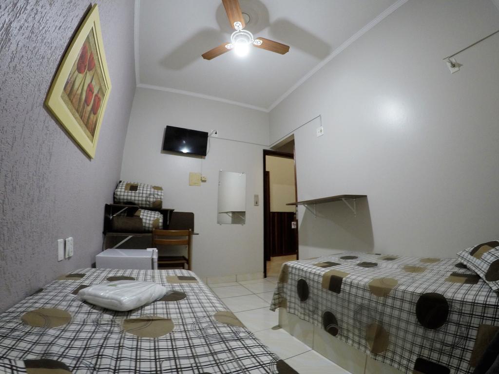 Hotel Tertulio'S ริโอ คลาโร ภายนอก รูปภาพ